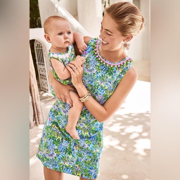 Lilly Pulitzer Mila Shift Dress in Sprout Green Lilly on Holiday Size 12 EUC - Picture 5 of 15